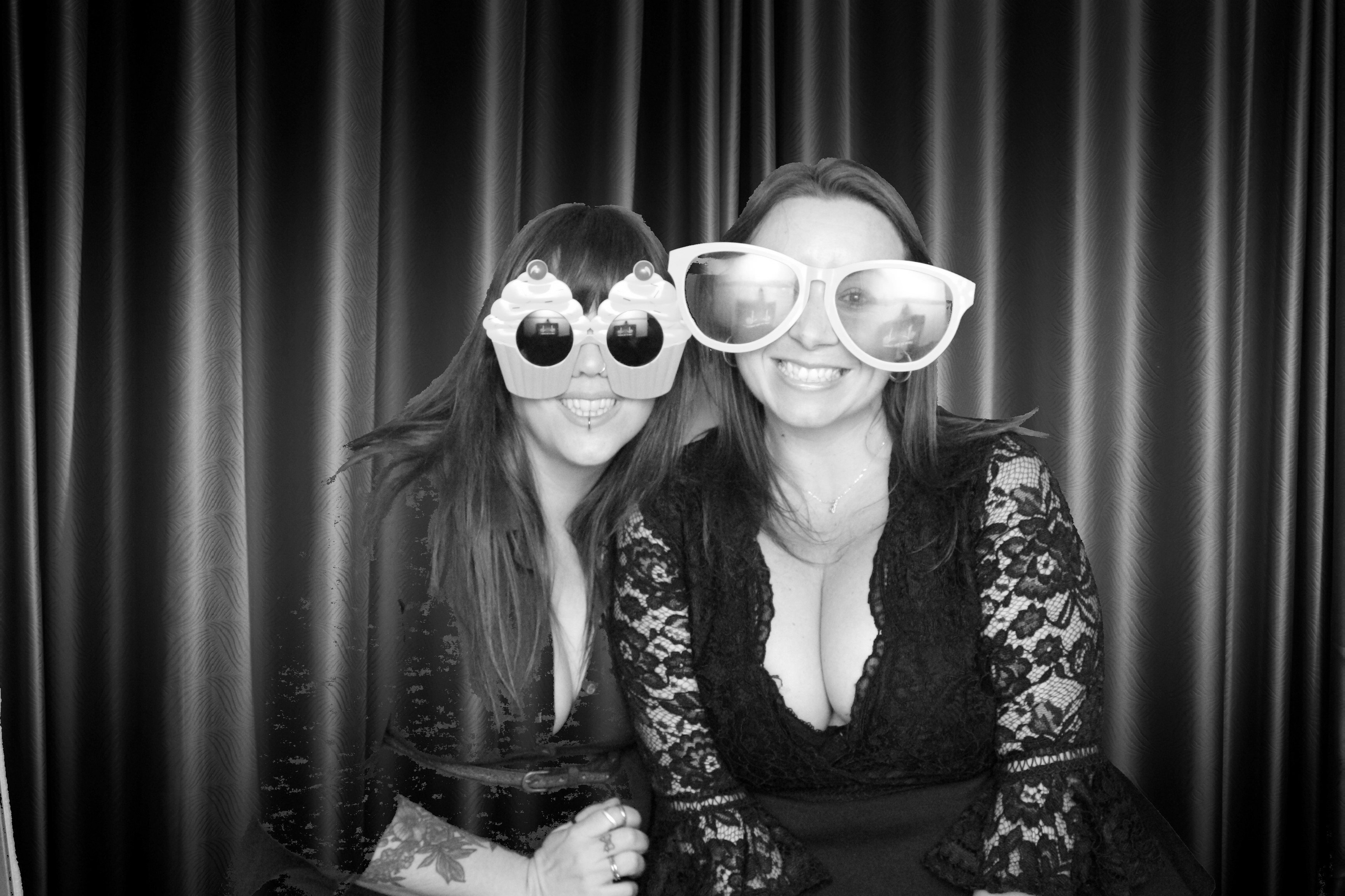 Yvette and Claire’s 40th birthday! - Images | View more photos from the event at gallery.partydelightsphotobooth.co.uk/u/PartyDelightsPhotoBooth/Yvette-and-Claire’s-40th-birthday-Images